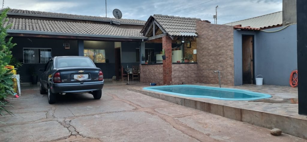Casa excelente no Bairro Girassol 2