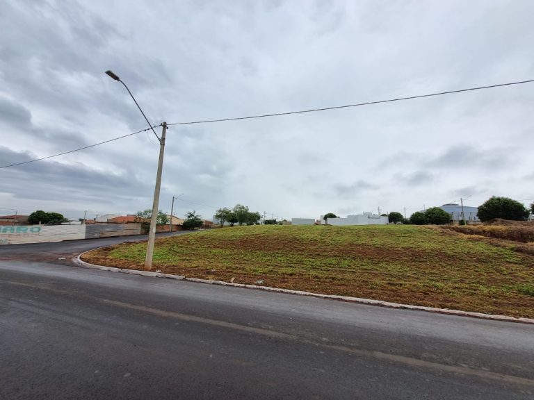 terreno-avenida-do-porto-2